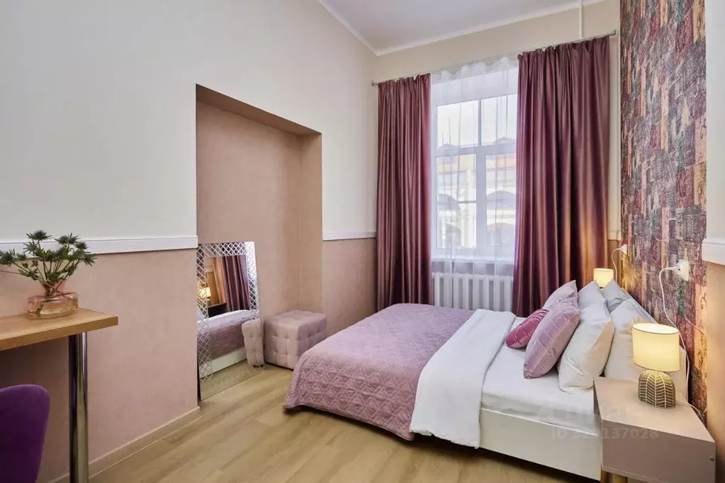 Комната Санкт-Петербург 7-я Васильевского острова линия, 12 (13.0 м) - Фото 1