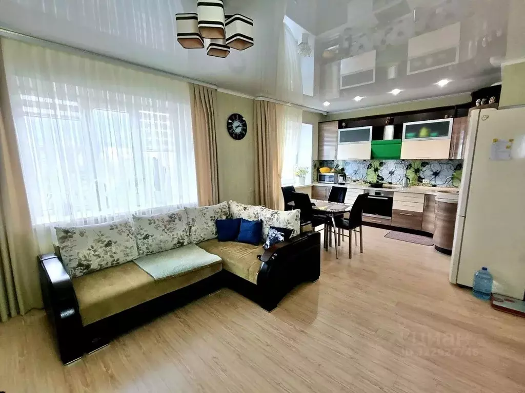 2-к кв. Брянская область, Брянск 2-й Советский пер., 7а (81.3 м) - Фото 2