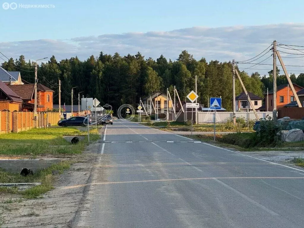 Участок в Тюменский район, деревня Ушакова (9 м) - Фото 0
