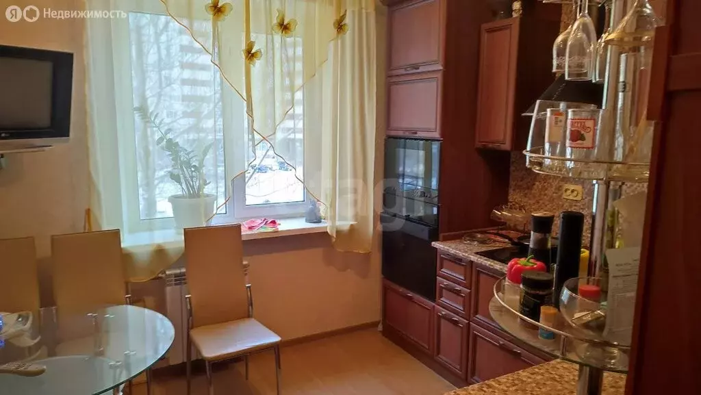 2-комнатная квартира: Тюмень, улица Пермякова, 68к2 (50 м) - Фото 1