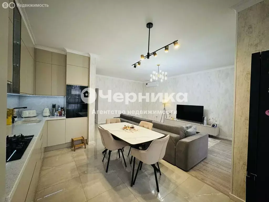 3-комнатная квартира: Ессентуки, улица 60 лет Победы, 7 (75 м) - Фото 2