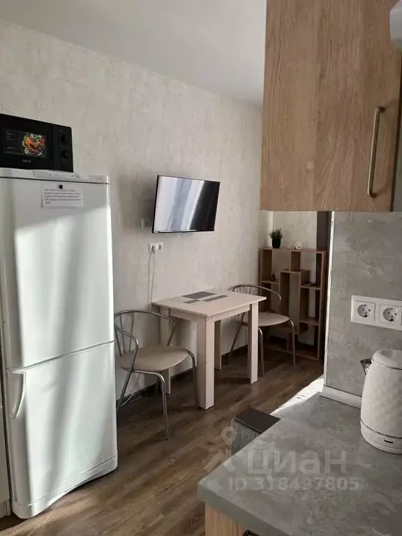 Студия Свердловская область, Екатеринбург ул. Тенистая, 6 (22.0 м) - Фото 0