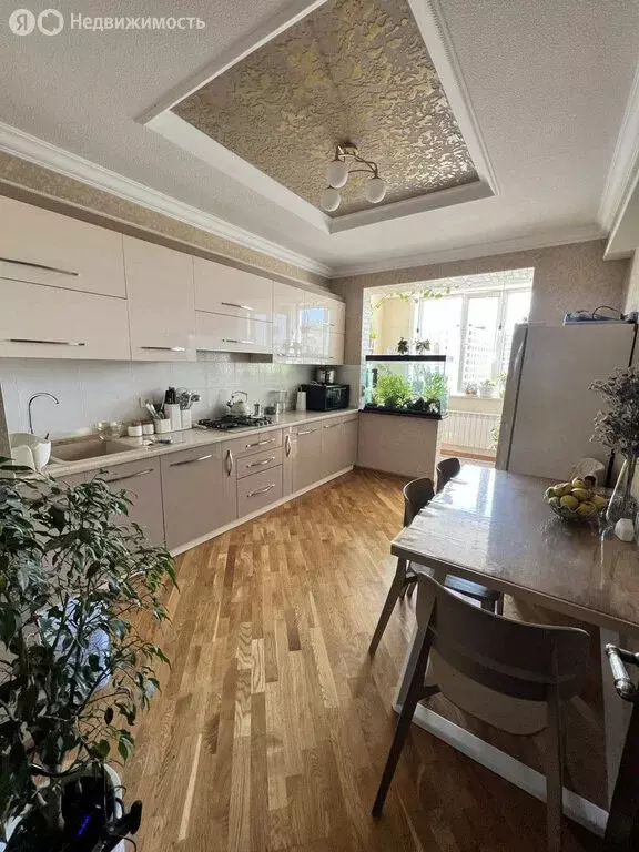 3-комнатная квартира: Дербент, улица Сальмана, 58Б (102 м) - Фото 1