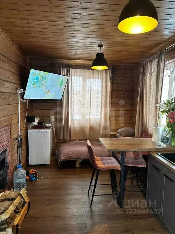 Дом в Красноярский край, Красноярск городской округ, пос. Элита ул. ... - Фото 2