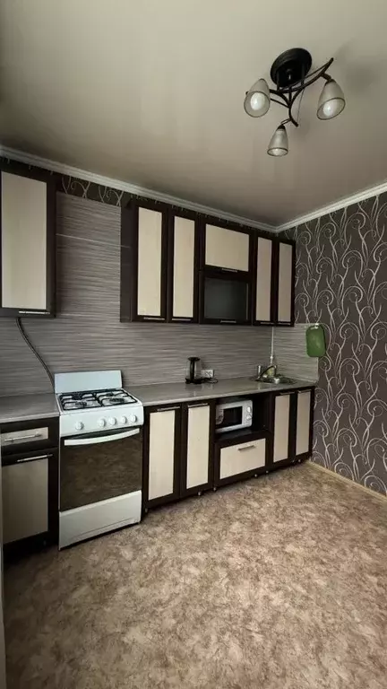 2-к кв. Татарстан, Нижнекамск ул. Рифката Гайнуллина, 10 (52.0 м) - Фото 1