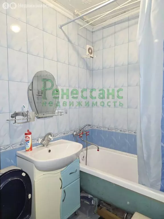 2-комнатная квартира: Брянск, улица Брянской Пролетарской Дивизии, 30А ... - Фото 1