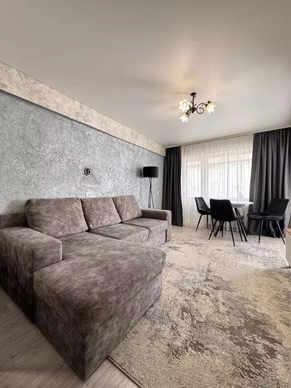 2-к кв. Омская область, Омск ул. Химиков, 20А (45.5 м) - Фото 1