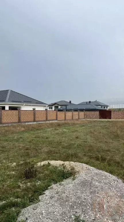 Участок в Крым, Симферопольский район, Добровское с/пос, с. Заречное ... - Фото 2