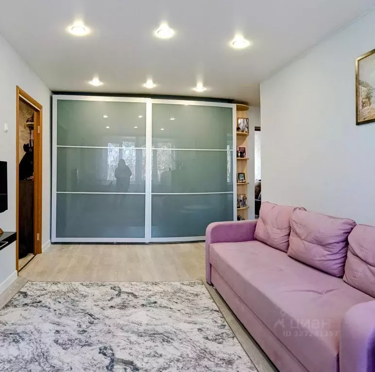 Квартира, 3 комнаты, 55 м - Фото 1