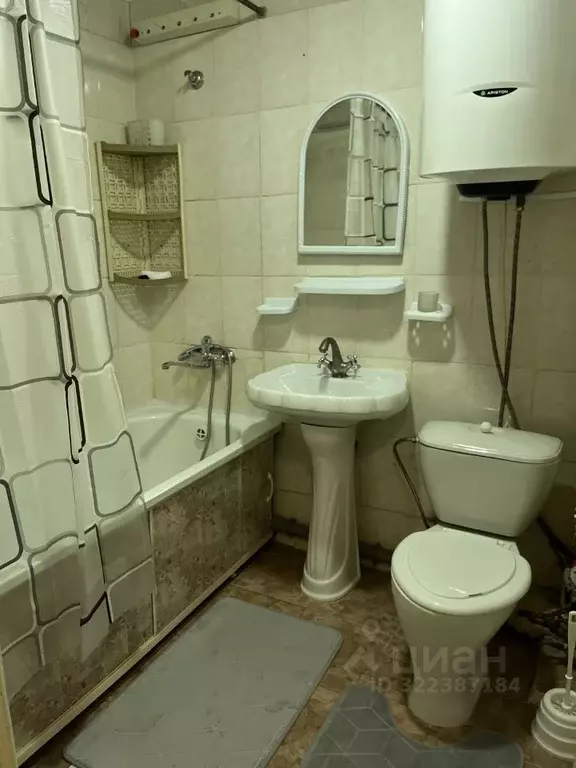 1-к кв. Саратовская область, Саратов Томская ул., 15 (38.5 м) - Фото 0