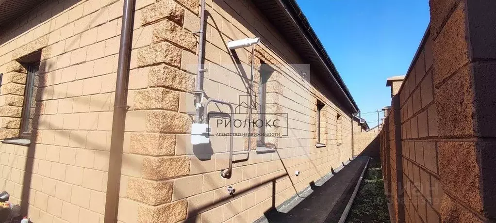Дом в Челябинская область, Магнитогорск ул. Костромская (220 м) - Фото 1