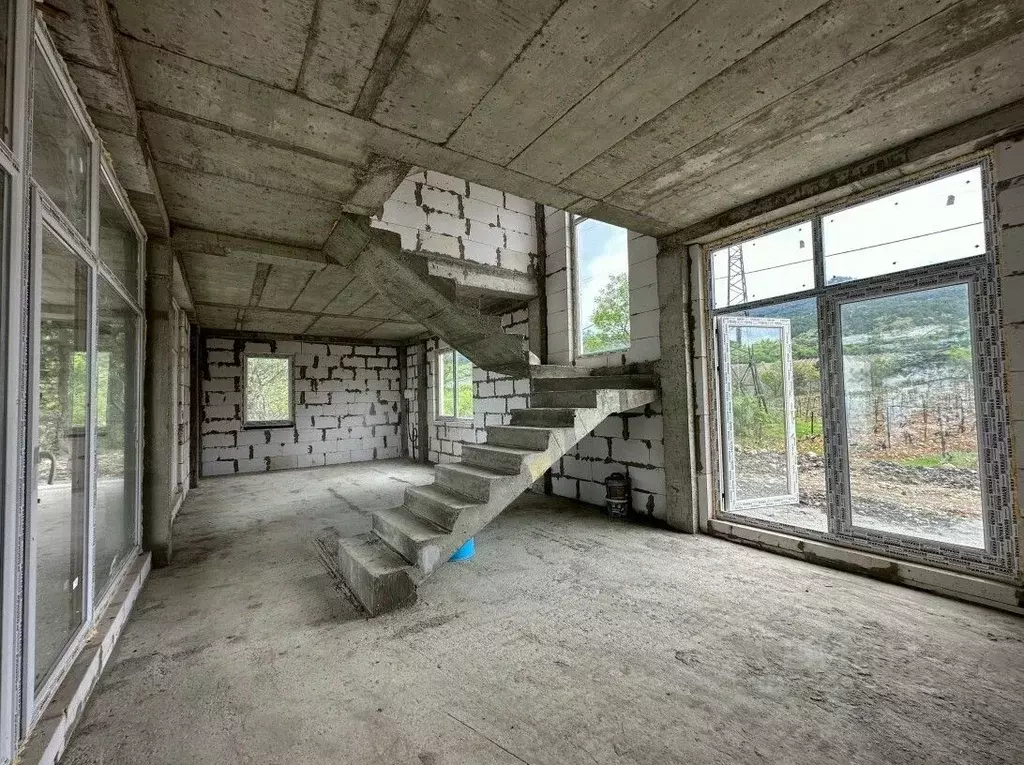 Дом в Крым, Ялта городской округ, Гаспра пгт ул. Горького, 37 (295 м) - Фото 1