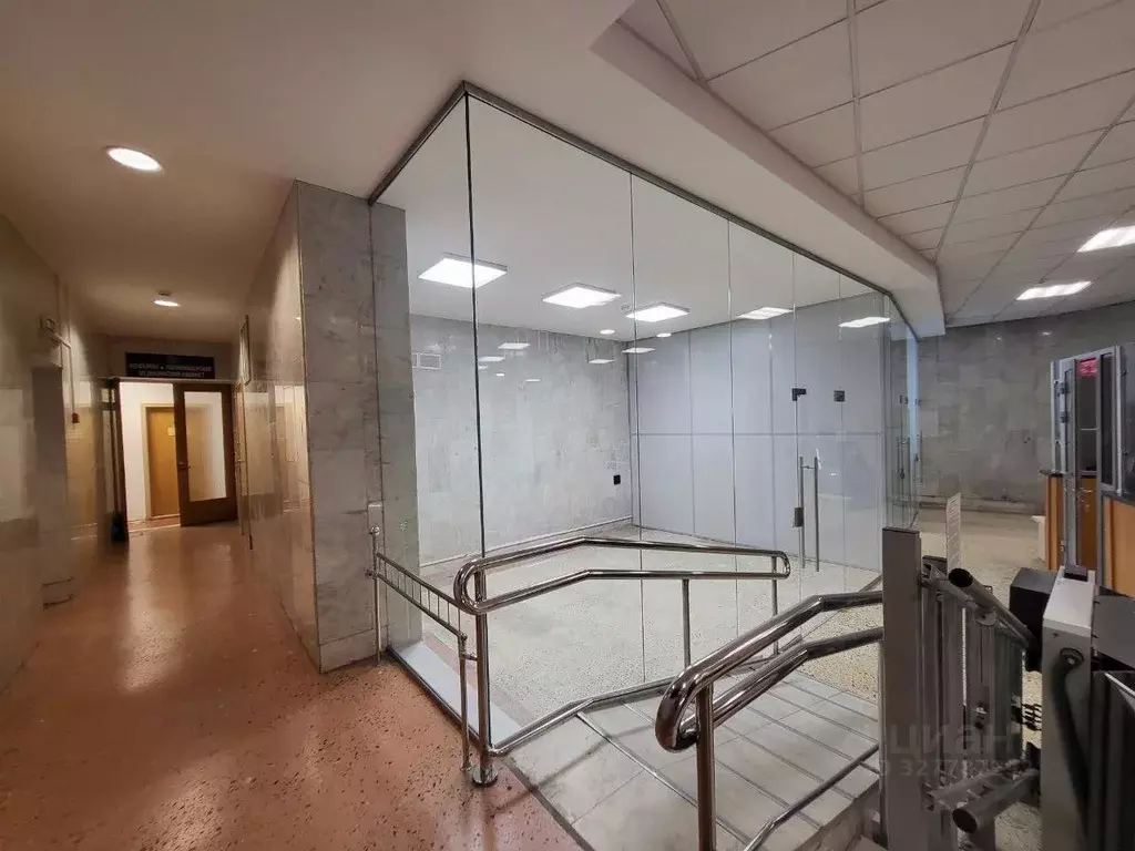 Помещение свободного назначения в Вологодская область, Вологда ул. ... - Фото 1