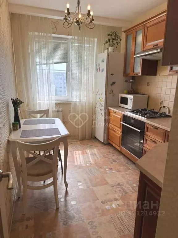 2-к кв. Волгоградская область, Волгоград бул. Энгельса, 10 (50.4 м) - Фото 1