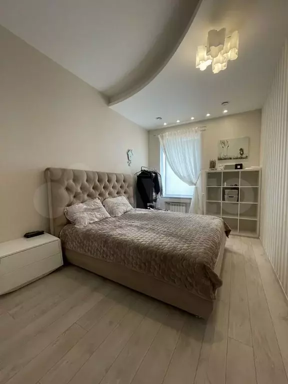 3-к. квартира, 92 м, 4/4 эт. - Фото 0