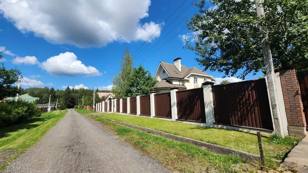 Участок в Московская область, Клин городской округ, д. Кузнецово ул. ... - Фото 1
