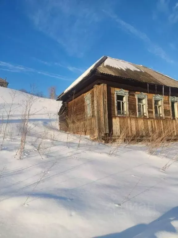 Дом в Челябинская область, Ашинский муниципальный округ, Симское ... - Фото 0