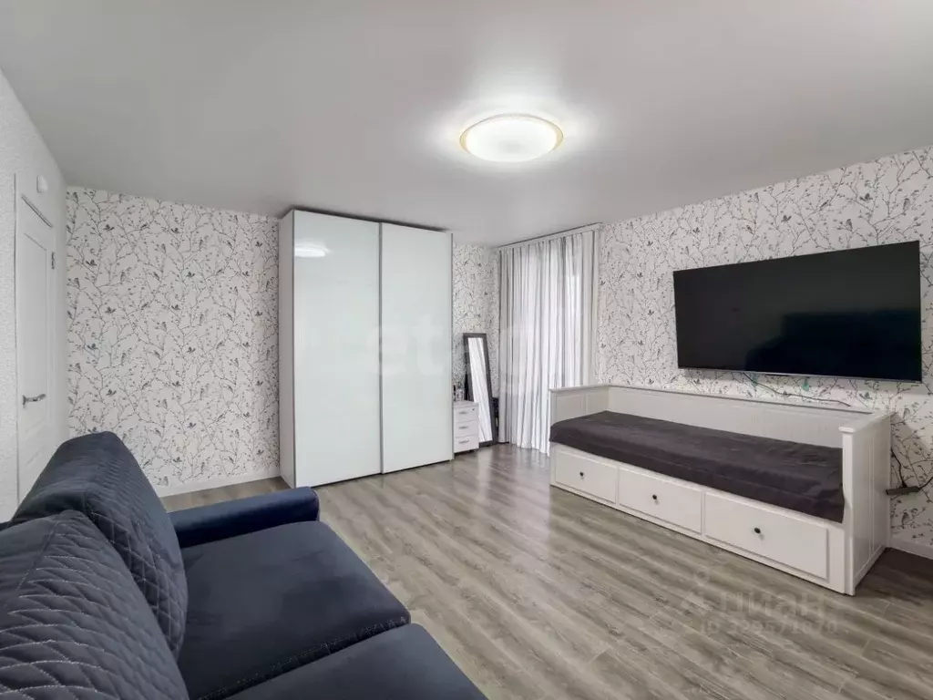 2-к кв. Тюменская область, Тюмень ул. Самарцева, 3 (68.0 м) - Фото 1