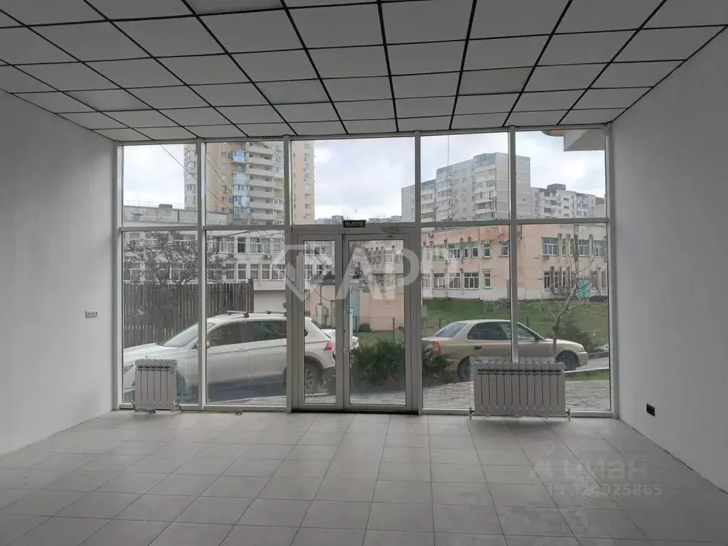Помещение свободного назначения в Краснодарский край, Новороссийск ул. ... - Фото 1
