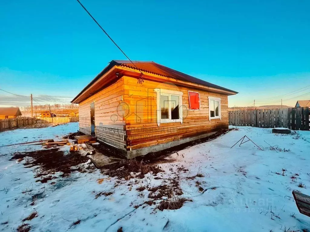 Дом в Иркутская область, Иркутский муниципальный округ, д. Талька  ... - Фото 0