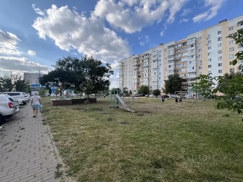 3-к кв. Белгородская область, Строитель Яковлевский городской округ, ... - Фото 2