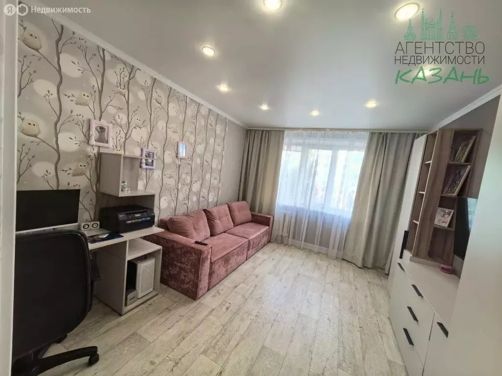 3-комнатная квартира: Нижнекамск, улица Рифката Гайнуллина, 14 (74 м) - Фото 2