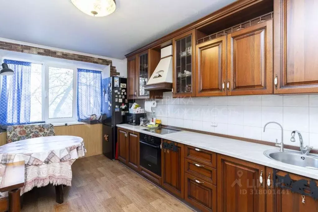 2-к кв. Тюменская область, Тюмень Широтная ул., 83 (60.8 м) - Фото 0