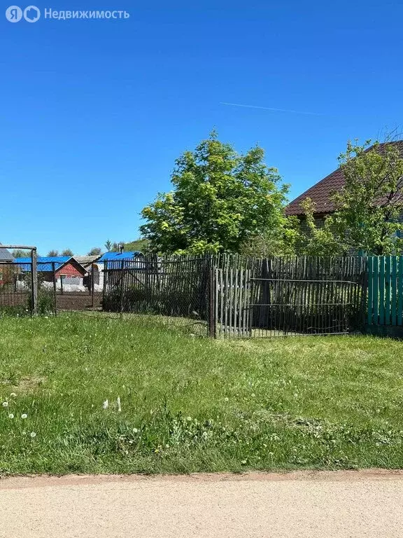 Участок в Октябрьский, Школьная улица (8 м) - Фото 1