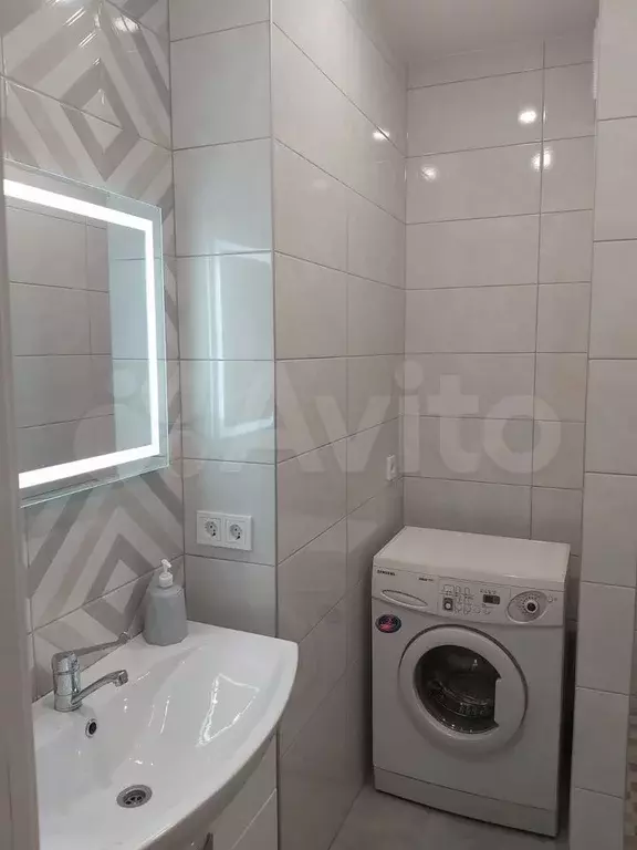 Апартаменты-студия, 28 м, 7/15 эт. - Фото 0