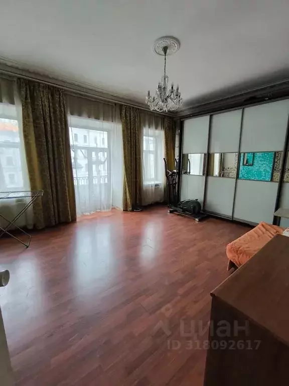 3-к кв. Санкт-Петербург Невский просп., 128 (100.0 м) - Фото 0