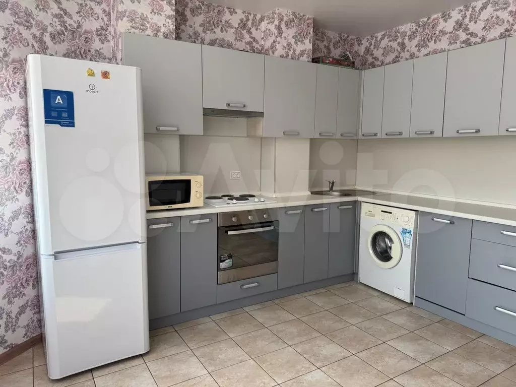 3-к. квартира, 74 м, 3/16 эт. - Фото 1