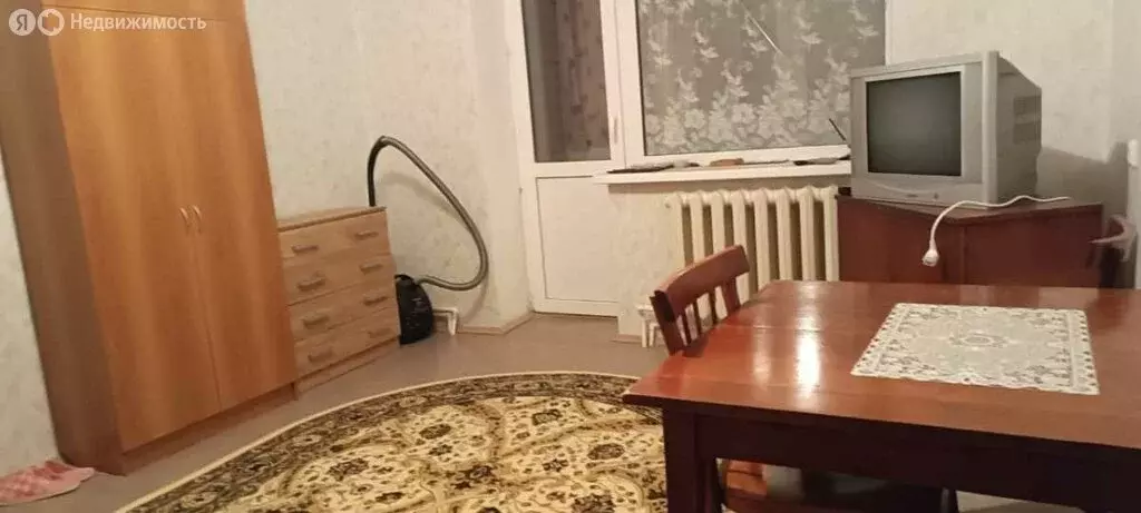 1-комнатная квартира: Белая Калитва, улица Машиностроителей, 63 (30.1 ... - Фото 0