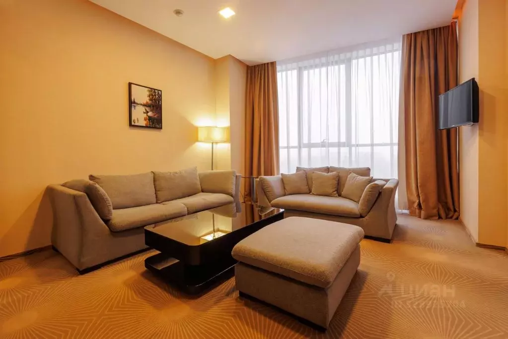 Комната Курская область, Курск Интернациональная ул., 64 (42.0 м) - Фото 1