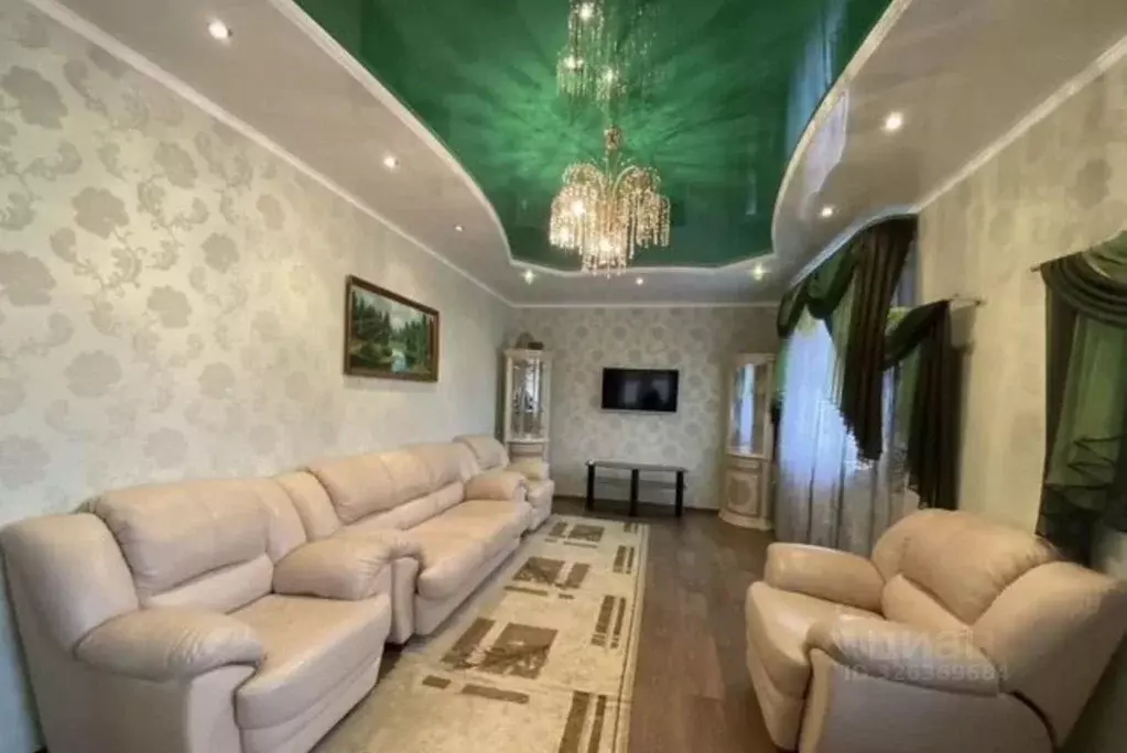 Коттедж в Белгородская область, Старый Оскол пер. 5-й Володин (100 м) - Фото 2