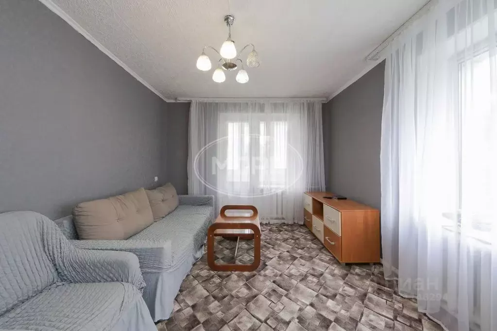 3-к кв. Калининградская область, Гвардейский муниципальный округ, пос. ... - Фото 1