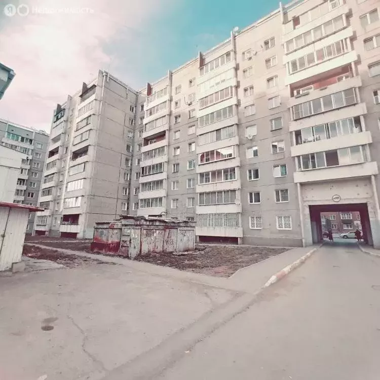 2-комнатная квартира: Иркутск, улица Александра Невского, 91 (50 м) - Фото 1
