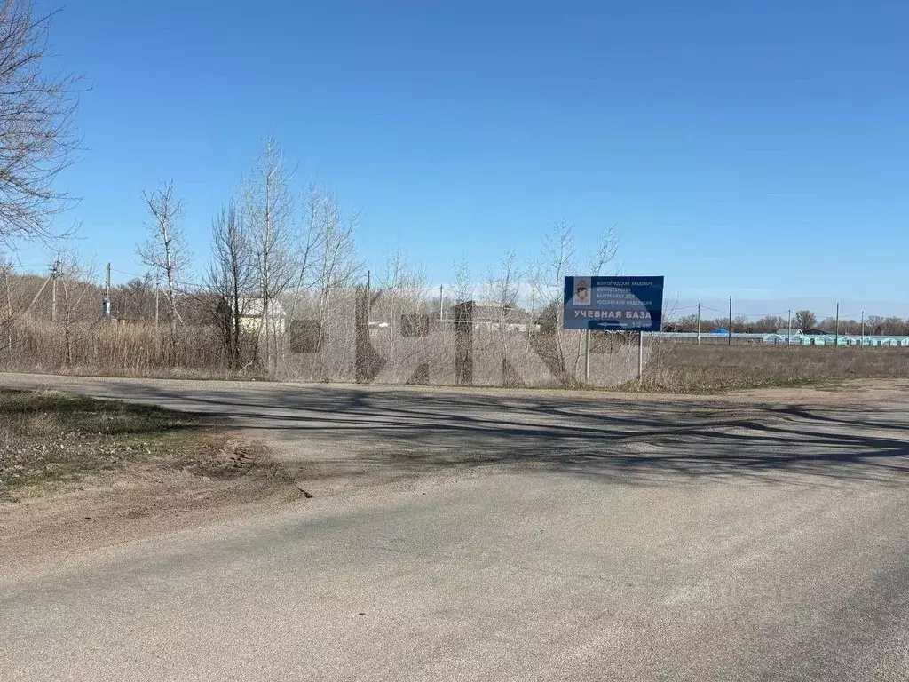 Участок в Волгоградская область, Среднеахтубинский район, Красное ... - Фото 0