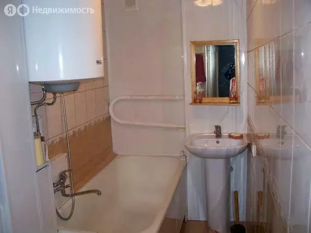 1-комнатная квартира: Омутнинск, Комсомольская улица, 28 (37 м) - Фото 1