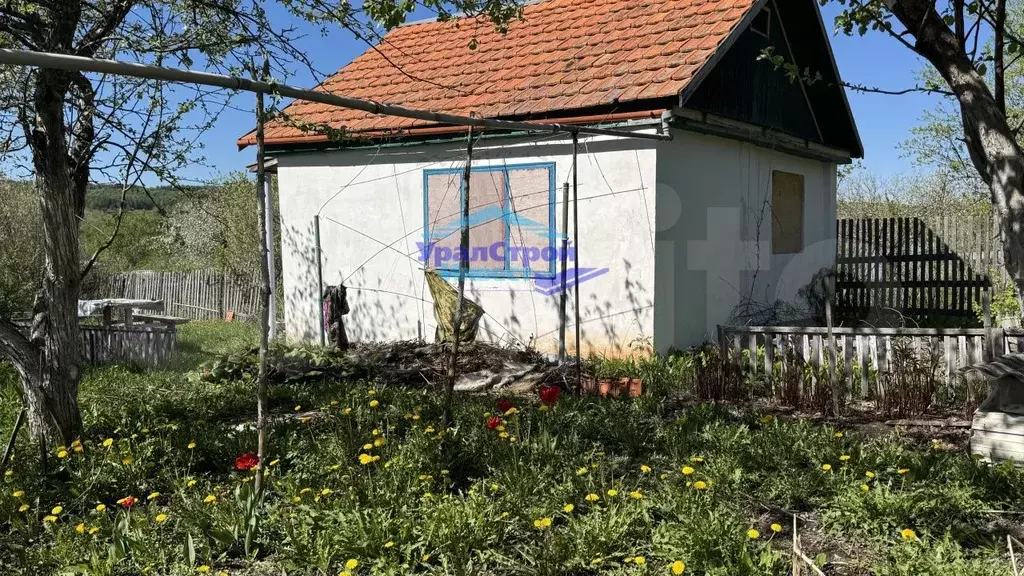 Дача 25 м на участке 9 сот. - Фото 1