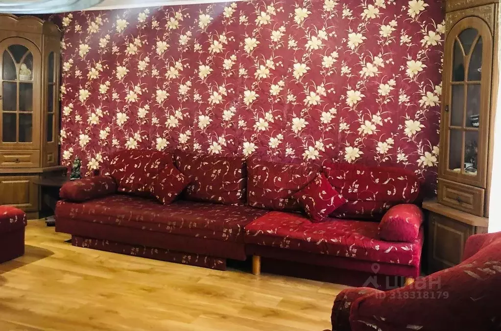 2-к кв. Крым, Симферополь ул. Железнодорожная, 3 (47.0 м) - Фото 2