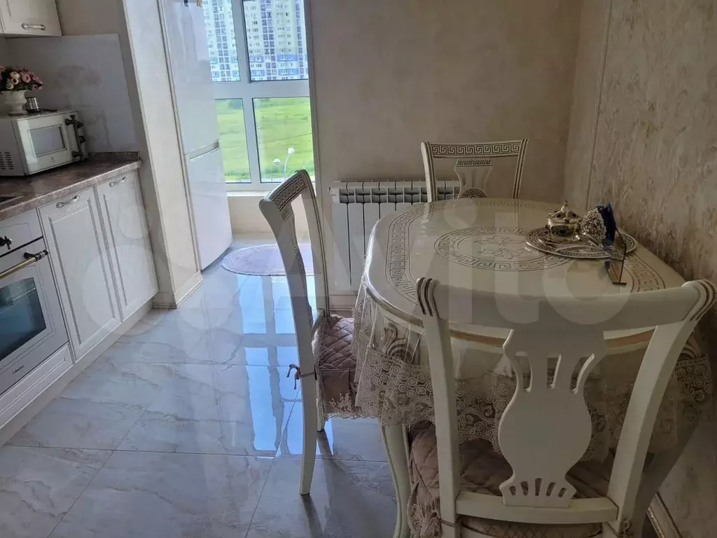 2-к. квартира, 55 м, 5/14 эт. - Фото 0