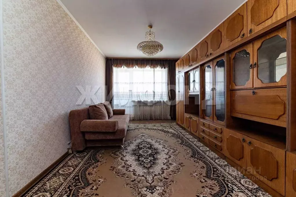 3-к кв. Алтайский край, Барнаул ВРЗ мкр, просп. Сибирский, 31 (60.0 м) - Фото 1