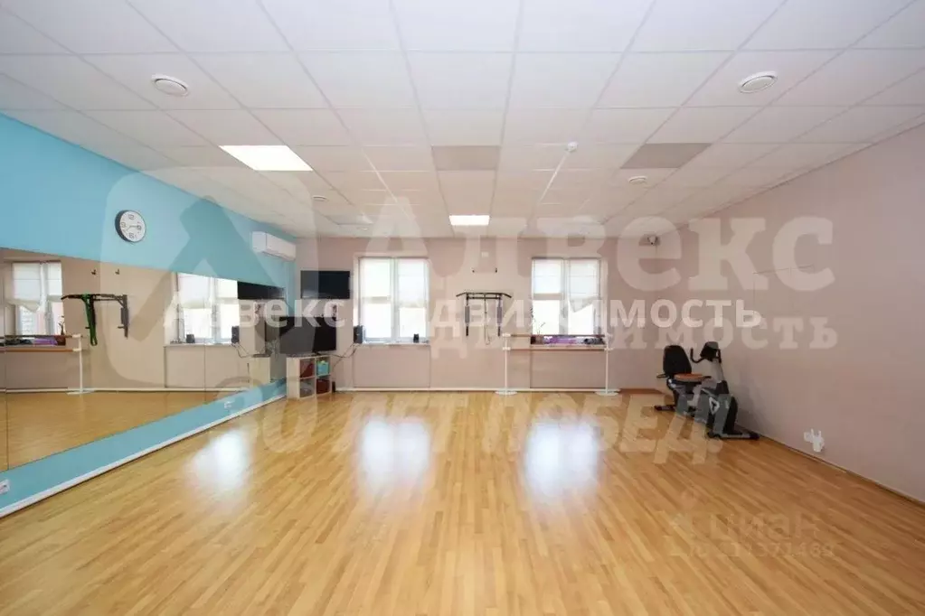 Помещение свободного назначения в Тюменская область, Тюмень Микрорайон ... - Фото 1