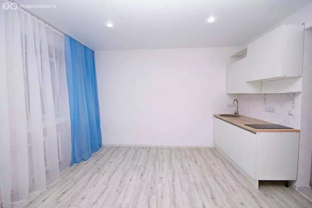 Квартира-студия: Ульяновск, Локомотивная улица, 3 (23 м) - Фото 2