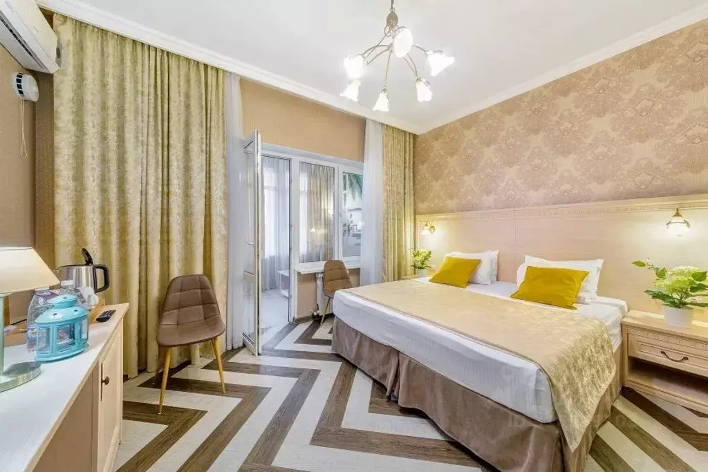 Комната Краснодарский край, Геленджик Школьная ул., 1 - Фото 1