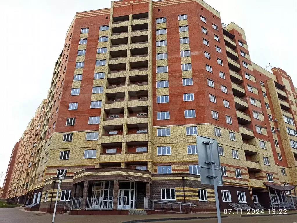 3-к. квартира, 82 м, 5/9 эт. - Фото 1
