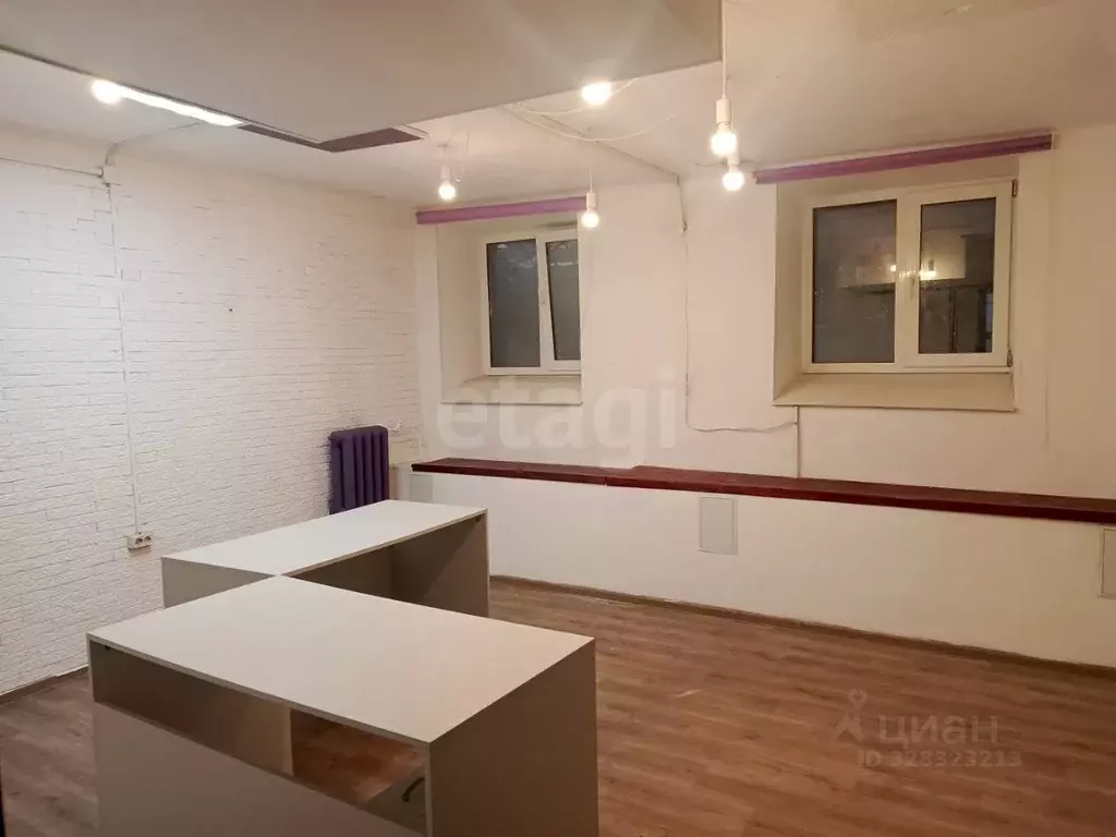 Торговая площадь в Смоленская область, Смоленск ул. Ленина, 36 (232 м) - Фото 1
