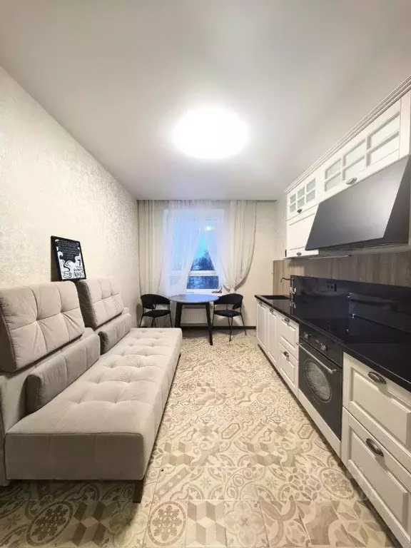 2-к кв. Калининградская область, Пионерский Октябрьская ул., 6Б (36.0 ... - Фото 1