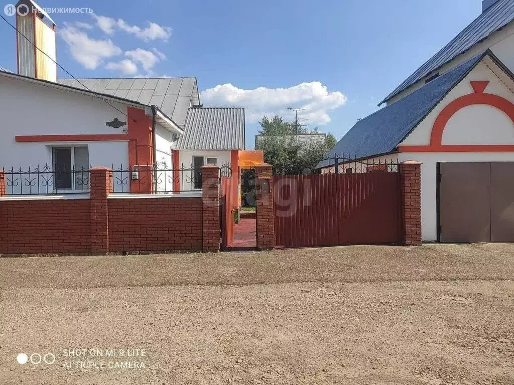 Дом в Стерлитамак, микрорайон Ашкадарский, 1-й переулок Некрасова (180 ... - Фото 1