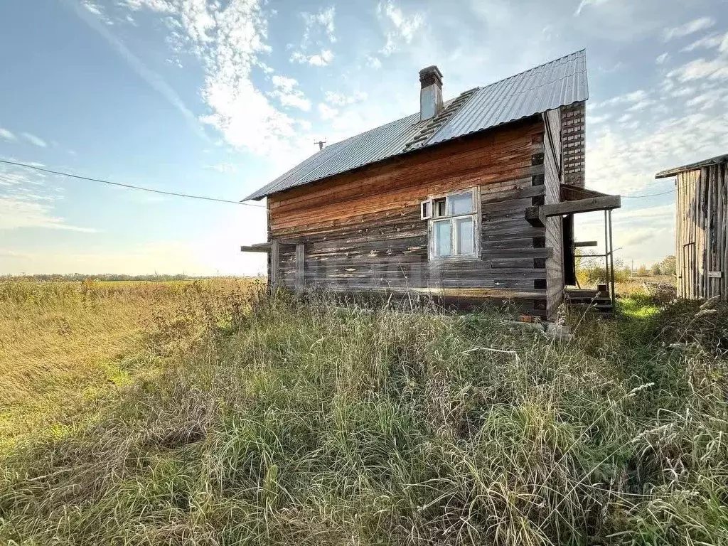Дом в Вологодская область, Великоустюгский муниципальный округ, д. ... - Фото 1